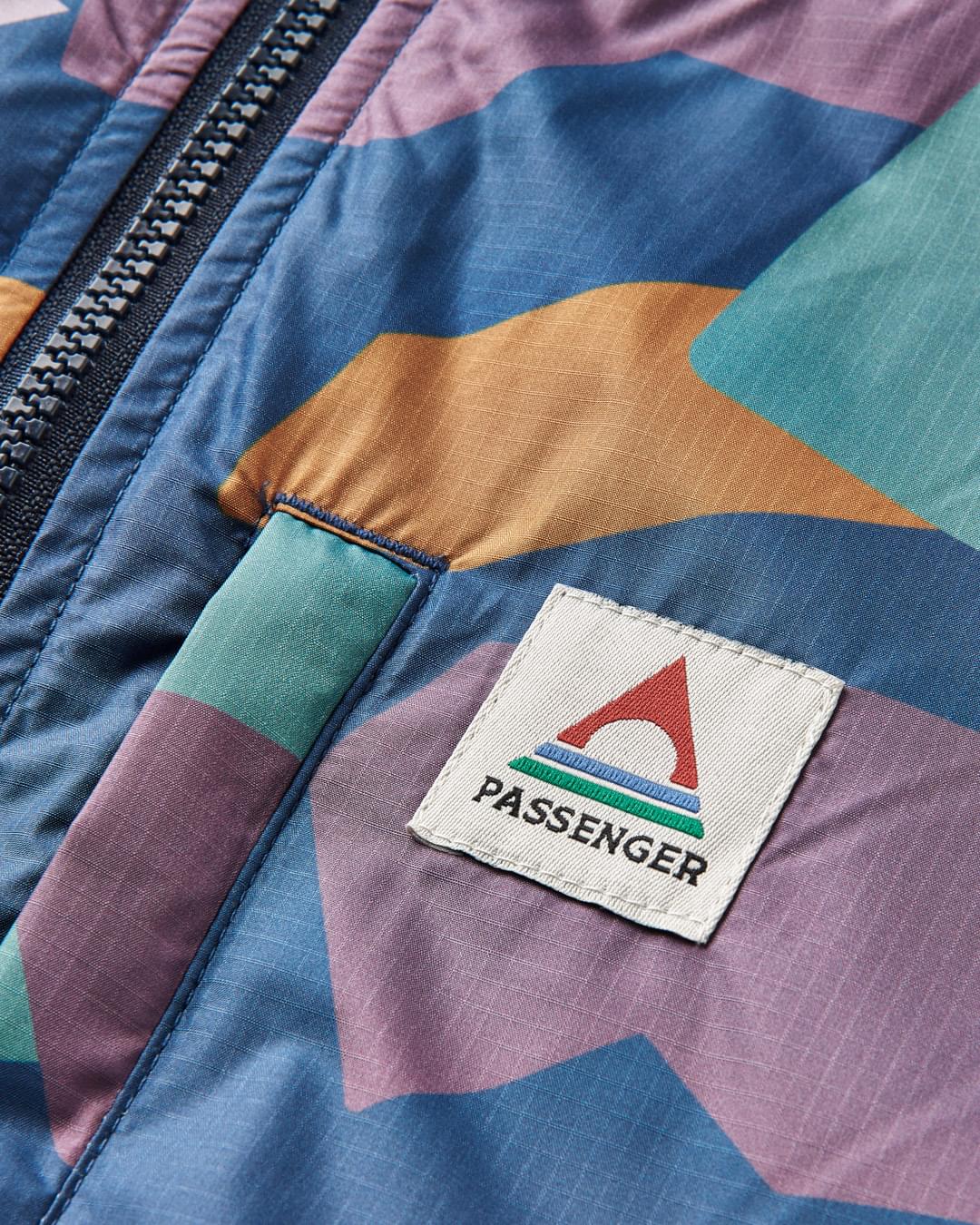 Waves Surf-Poncho mit Sherpa-Futter – Deep Blue Camo Muster – Bild 5