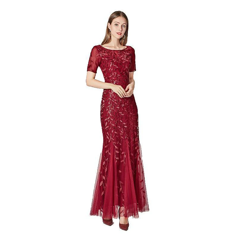 Goldenes Abendkleid: Elegant & Vielseitig – Bild 5