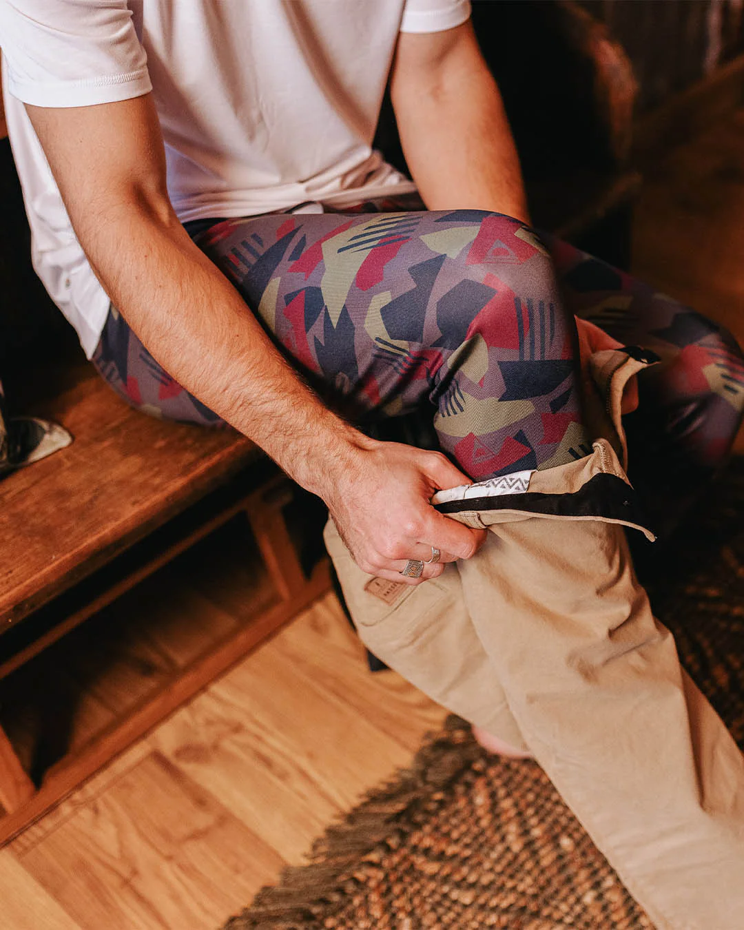 Venture Basisschicht-Leggings - Kohle Tarnmuster – Bild 3