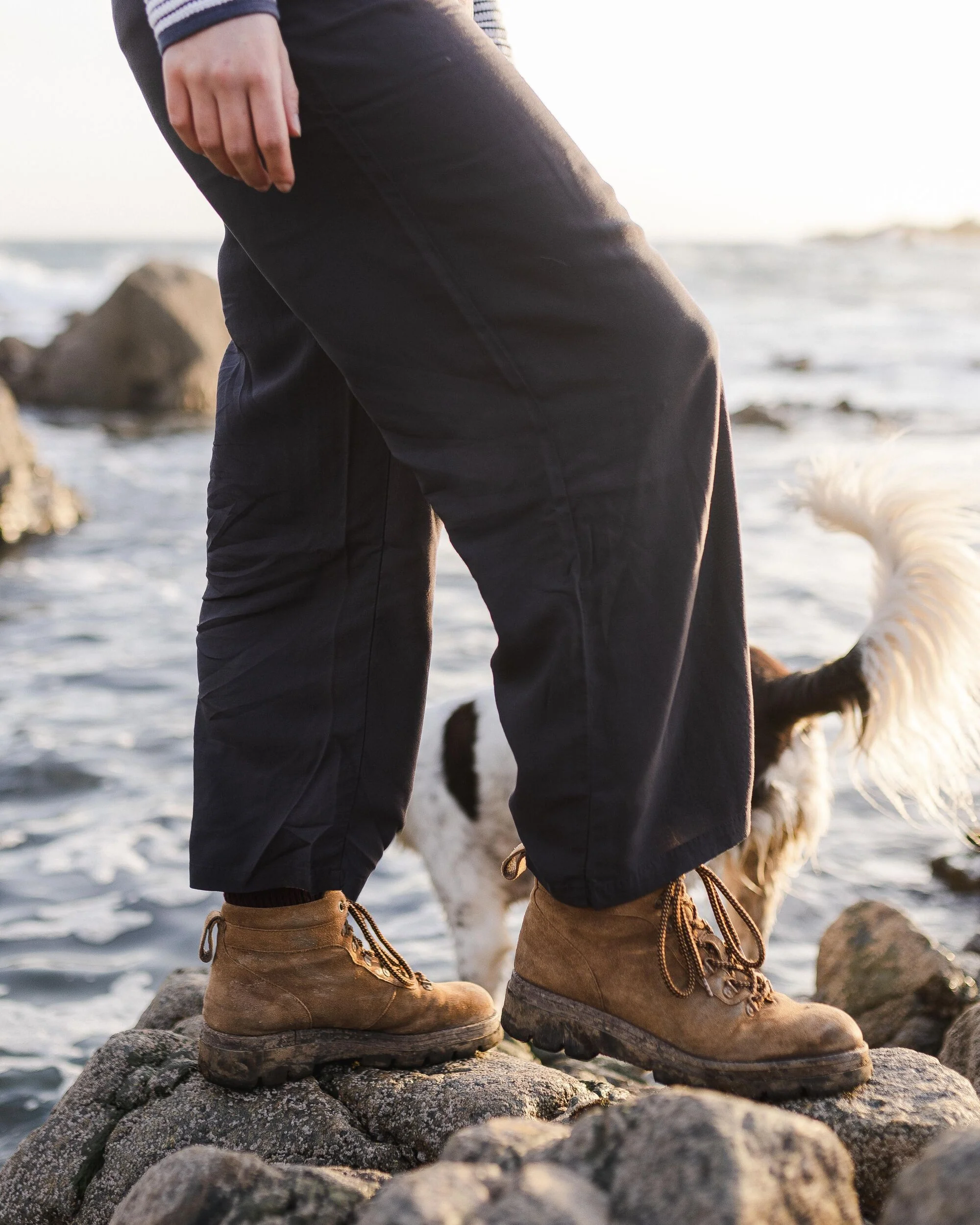 Lazy Day Latzhosen - Verblasstes Schwarz – Bild 6