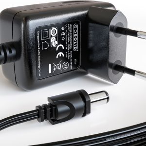 GO SOLID! Ladegerät kompatibel mit Zedar ZDR-S600 plus