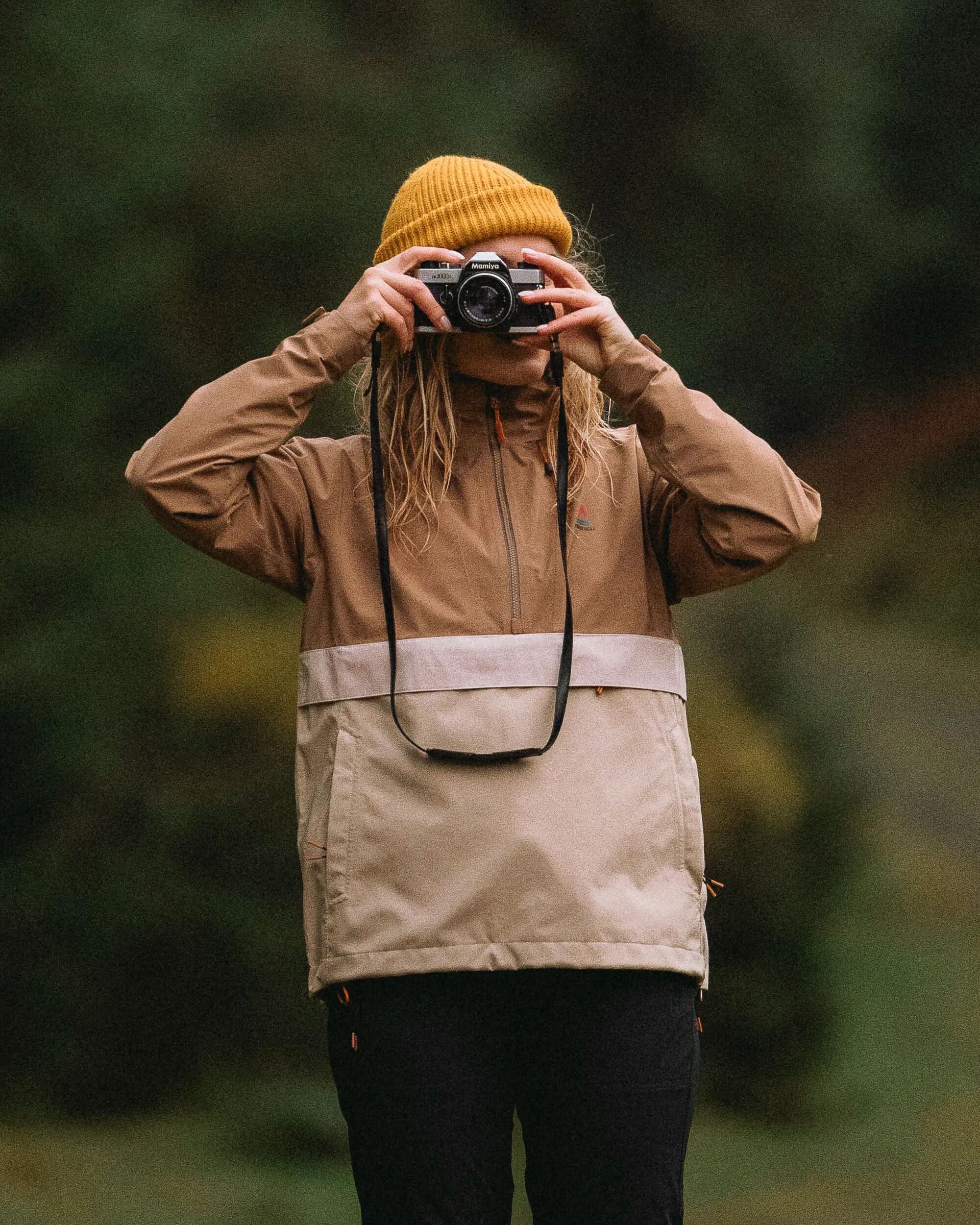 Skyline Wasserdichter Anorak - Karamell/Stein – Bild 2